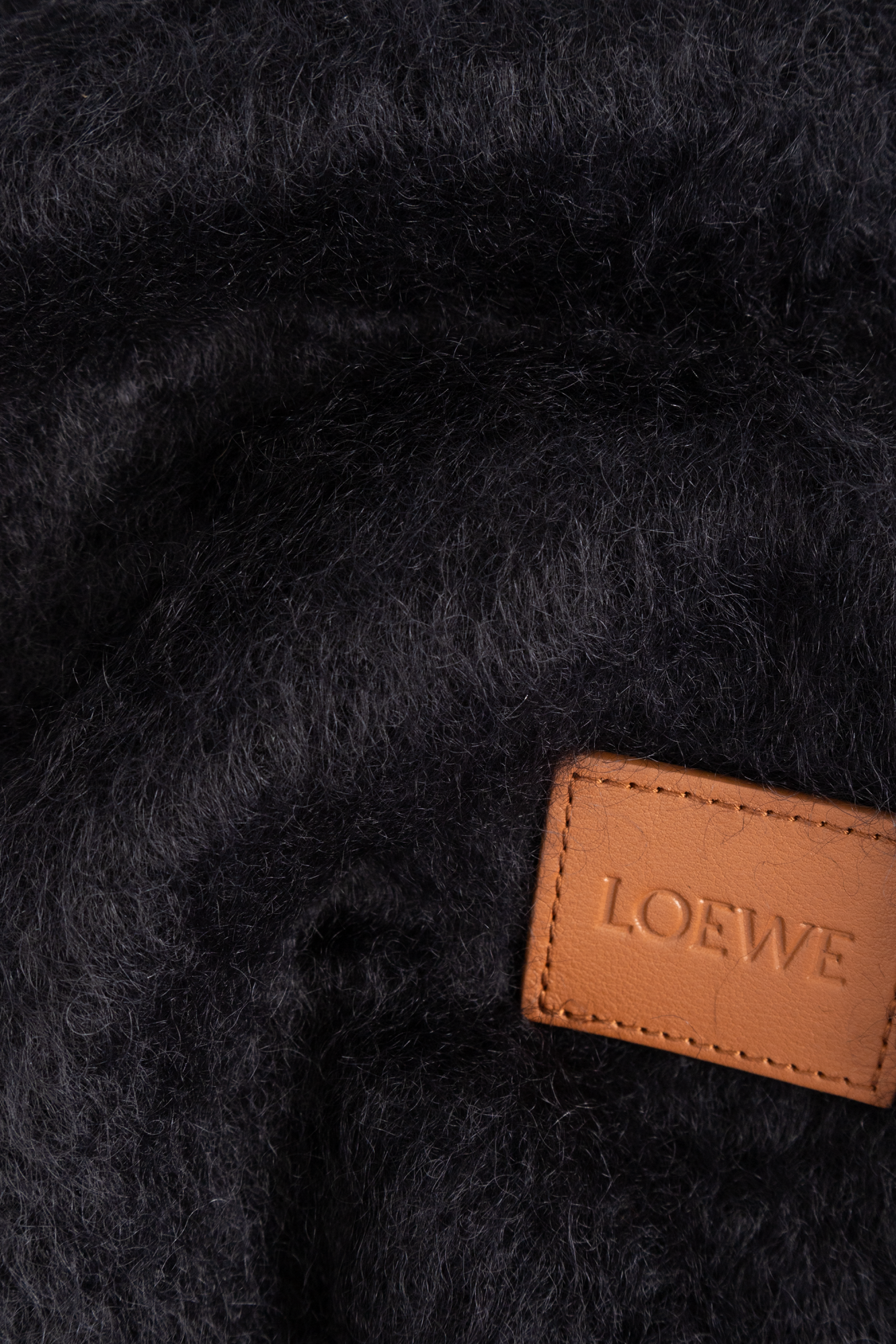 スカーフ LOEWE SCARF (FSA6SS1X05 BLACK) LOEWE WOMAN BLACK SCARVES – Antonioli.eu